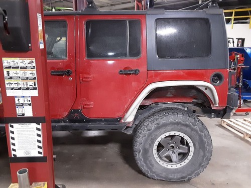 Jeep JK Wrangler Bilstein Front Shock w/Remote Reservoir 3.5in Lift 07-17 159019 - Picture 8 of 22