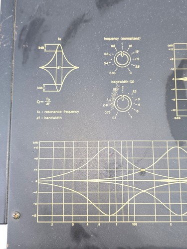 TECHNICS BY PANASONIC, STEREO UNIVERSAL FREQUENCY EQUALIZER, SH-9010, POWERS ON - Picture 9 of 24