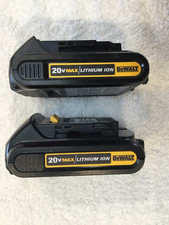 2 New Dewalt DCB201 20V Max Batteries 1.5Ah Lithium Ion Li-Ion Genuine DCB201-2
