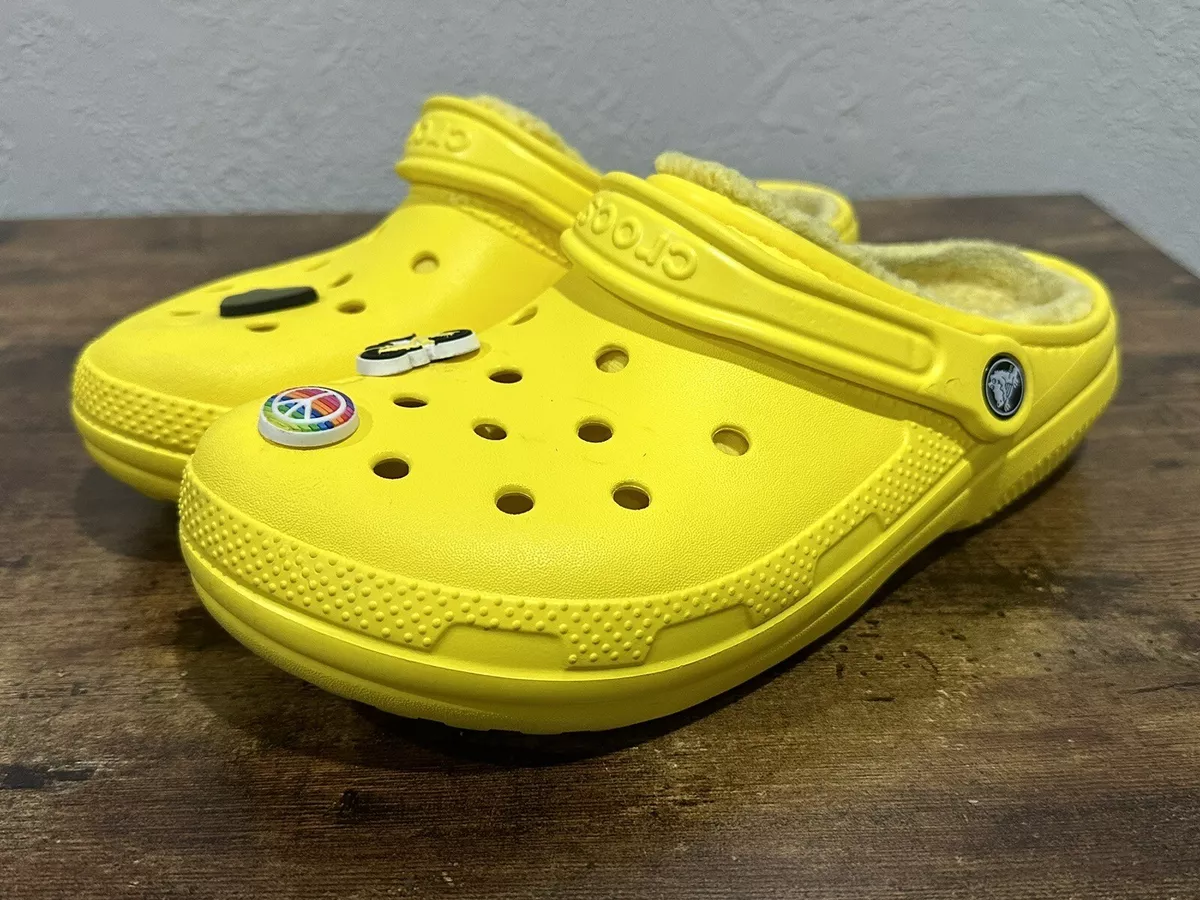 Classic lined store crocs yellow