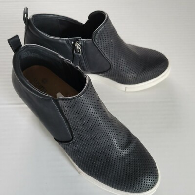 Susana Areya Perforated Wedge Shoe Sneaker, Women's 8.5, Black