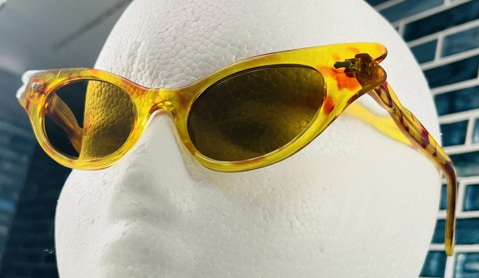 NUEVO DE COLECCIÓN OJO DE GATO GAFAS DE SOL MODA DAMAS AMARILLO FRANCIA? ITALIA? Foto 3 de 4