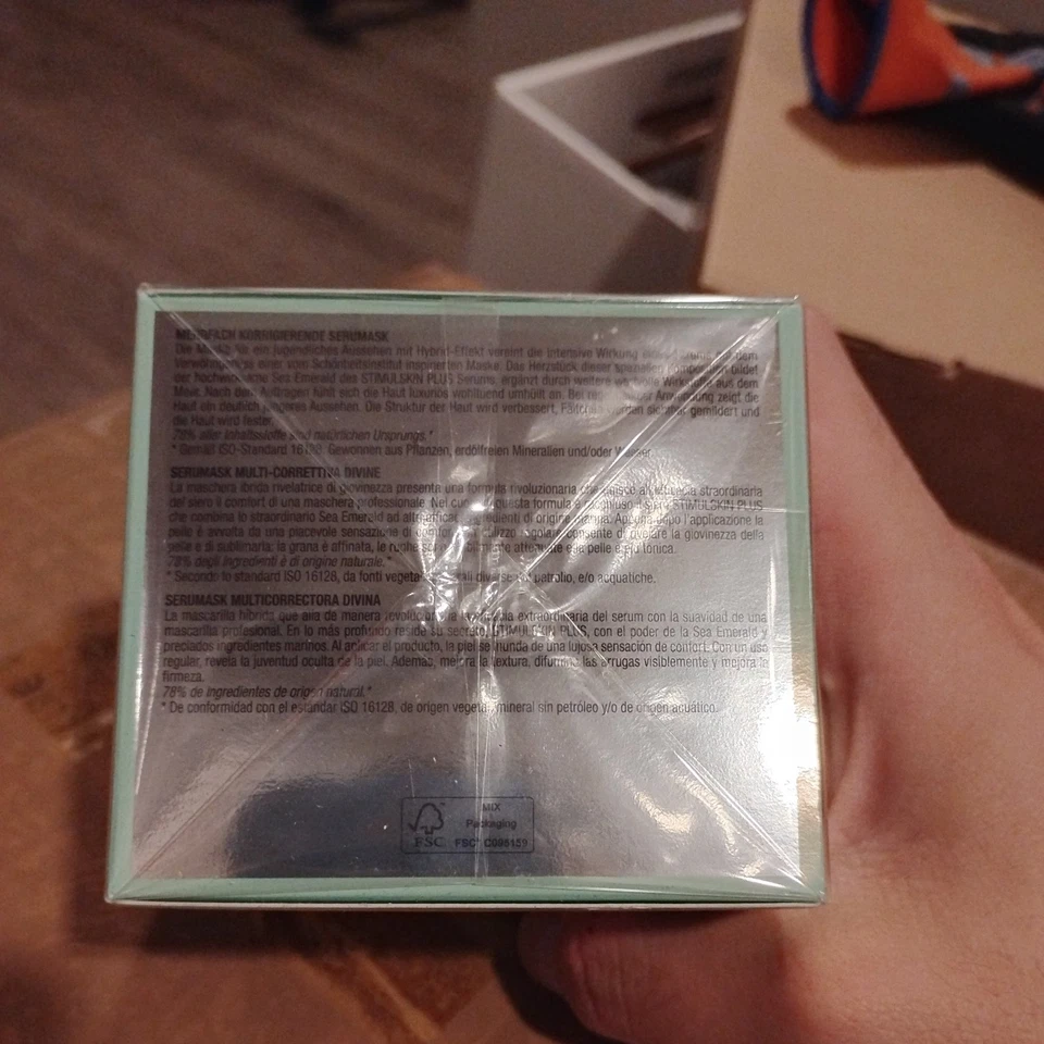 Darphin Stimulskin Plus Multi-Corrective Divine Serumask 50 ml, New, Sealed  - Image 2 of 4