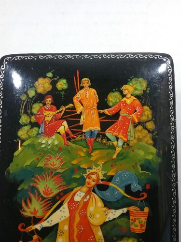 Medium Rect. Russische Lackdose 5 1/4" x 3" x 1 1/4" MÄRCHENMOTIV SIGNIERT - Bild 6 von 11