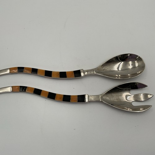 Pier 1 Imports Nickel Plated Salad Servers With Curvy Handles In Black/Orange - 第 3/9 張圖片