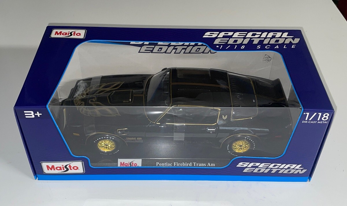 ミニカー Maisto Pontiac Firebird Trans Am 1:18 Maisto 1:18 Diecast Model Car Pontiac Firebird Trans Am