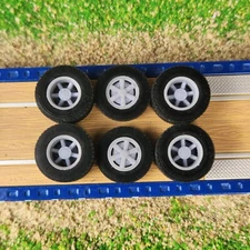 1:64 3D Printed Semi Truck 6 Spoke Dayton Style Wheels and Tires Full Set 2 Size