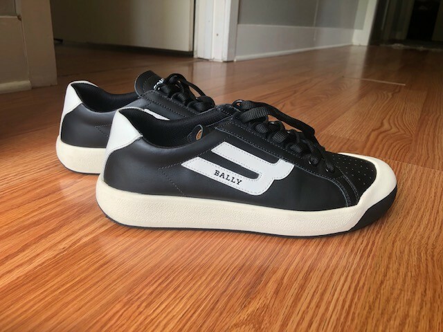 New Bally Black and White Leather Lace Up Sneaker Size 8.5 New Bally Black and White Leather Lace Up Sneaker Size 8.5