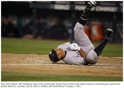 Felix Hernandez HITS BREAKS A-ROD's HAND 7/24/2012 Mariners Yankees FULL Ticket - Picture 4 of 17