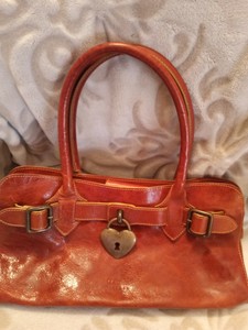 my bolsa is made of leather