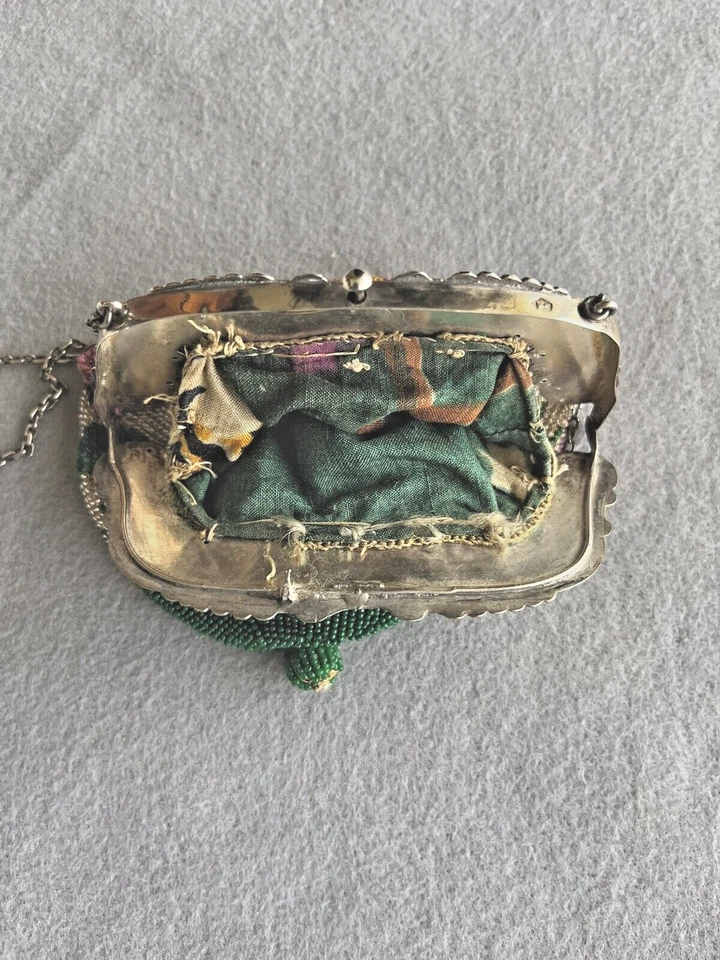 Vintage Victorian Micro-Beaded Floral Purse with Ornate Silver Frame - Image 4 of 4