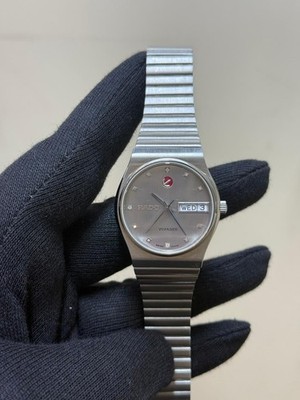 VINTAGE RADO VOYAGER SWISS MADE MENS AUTOMATIC STAINLESS STEEL WATCH