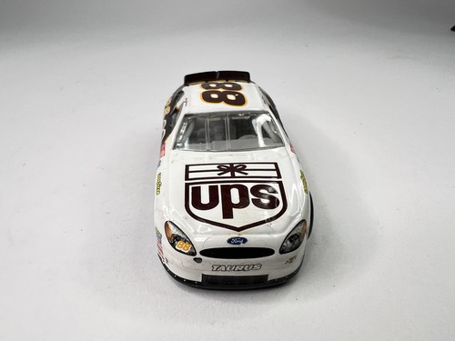 Winner's Circle Dale Jarrett #88 Ford Taurus 1:64 NASCAR Diecast Car - UPS Logo - Picture 8 of 11