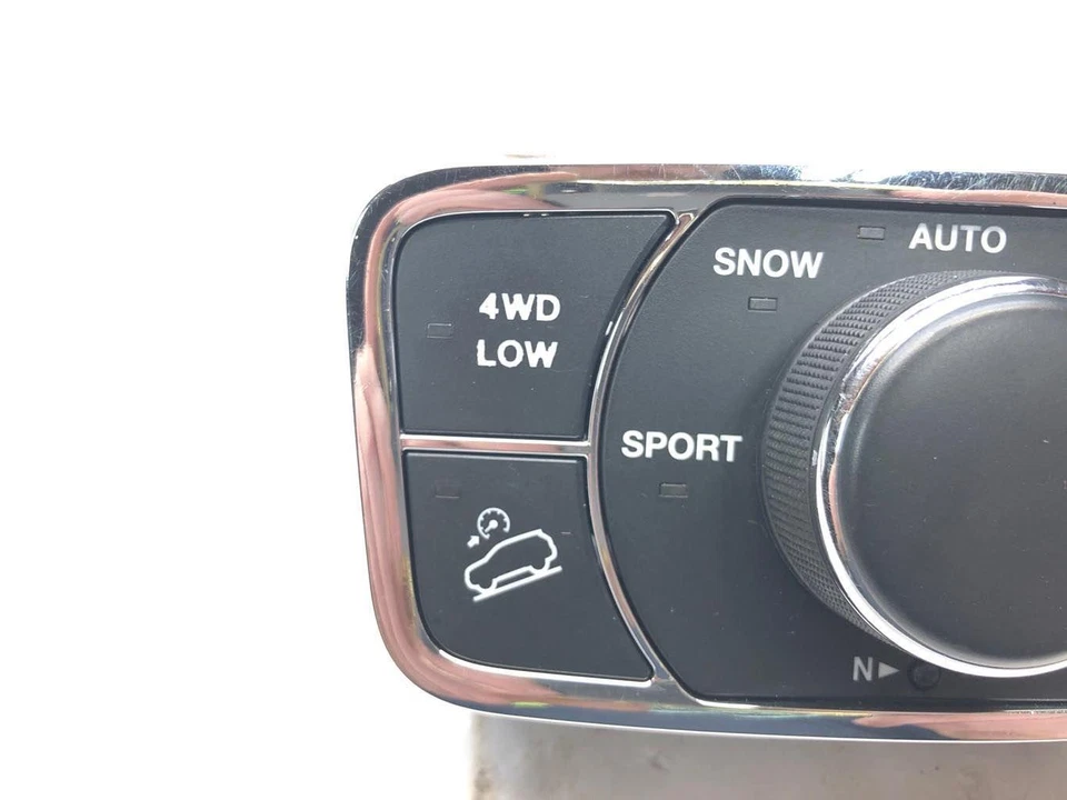 2013 Jeep Grand Cherokee Transfer Case Switch Center 5.7L A/T QuadraTrac II - Image 2 of 4