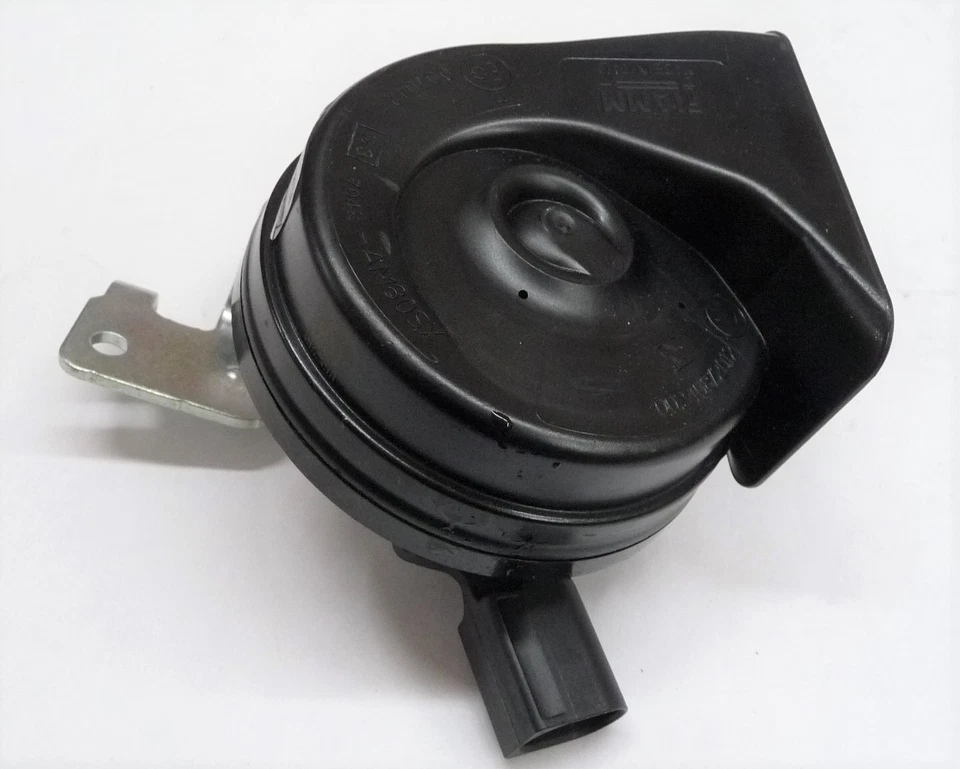 2019-2023 Mercedes Benz A220 CLA250 GLB250 Low Tone Horn A2475403206 OEM A1 - Image 2 of 4