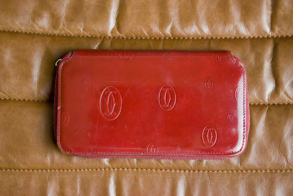 Cartera CARTIER Feliz Cumpleaños Burdeos Larga con Cremallera Alrededor Foto 3 de 4