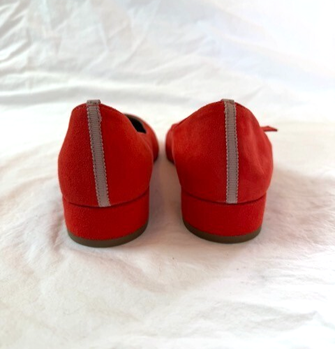 Boden Rosabel Pointed Toe Heel Red Suede Size 6 New w/ Defects - Picture 5 of 6