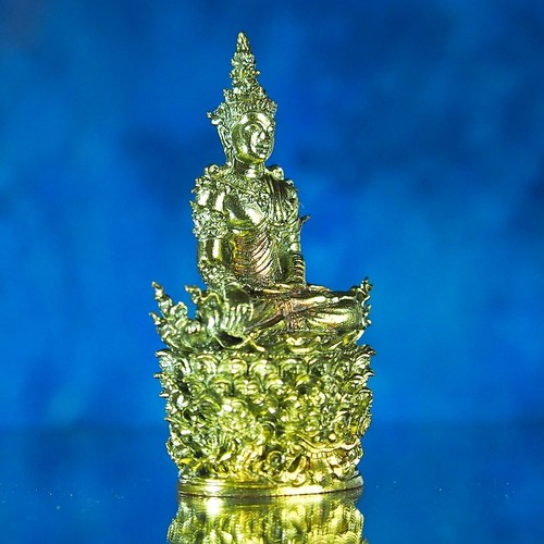 Thai Amulet PhraKring Buddha Siri Chaimongkol Nawa Loha Wat Rat Damrong BE2559 - Picture 9 of 15