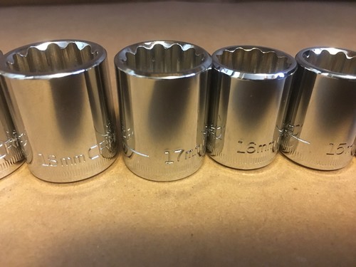 Craftsman Socket Set 3/8" Drive 15 Piece 12 Pt Point Metric Chrome - Picture 8 of 12