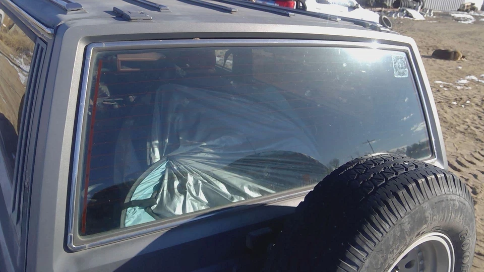 Jeep Cherokee 1984-1996 ventana trasera de vidrio solo OEM puerta levadiza escotilla 55134743 Foto 2 de 4