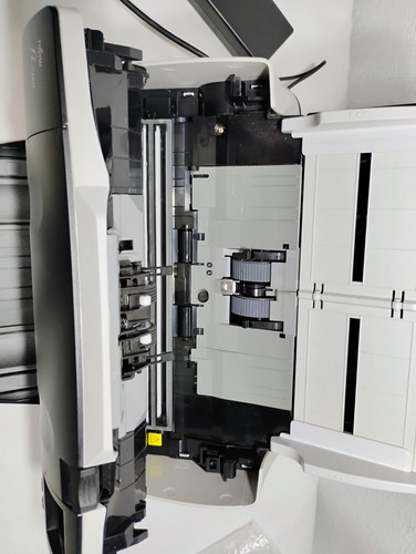 Fujitsu FI-7160 - Scanner de documents - recto verso - 8,5" x14" - 600 DPIx600 DPI testé - Photo 6/17