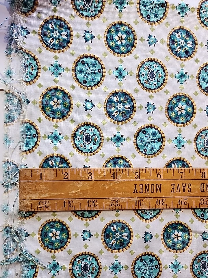 50s 60s Medallions Funky Floral Circles Cotton Fabric 36"w X 1.3yds Woven Sewing - Image 2 of 4