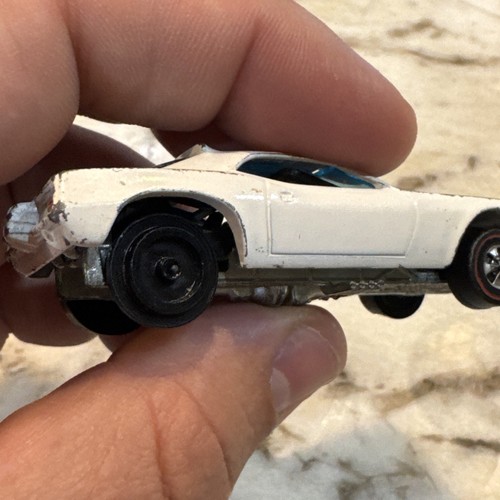 Vintage Hot Wheels Redline 1971 SNAKE II - White Enamel Coca-Cola Plymouth Cuda - Picture 20 of 21