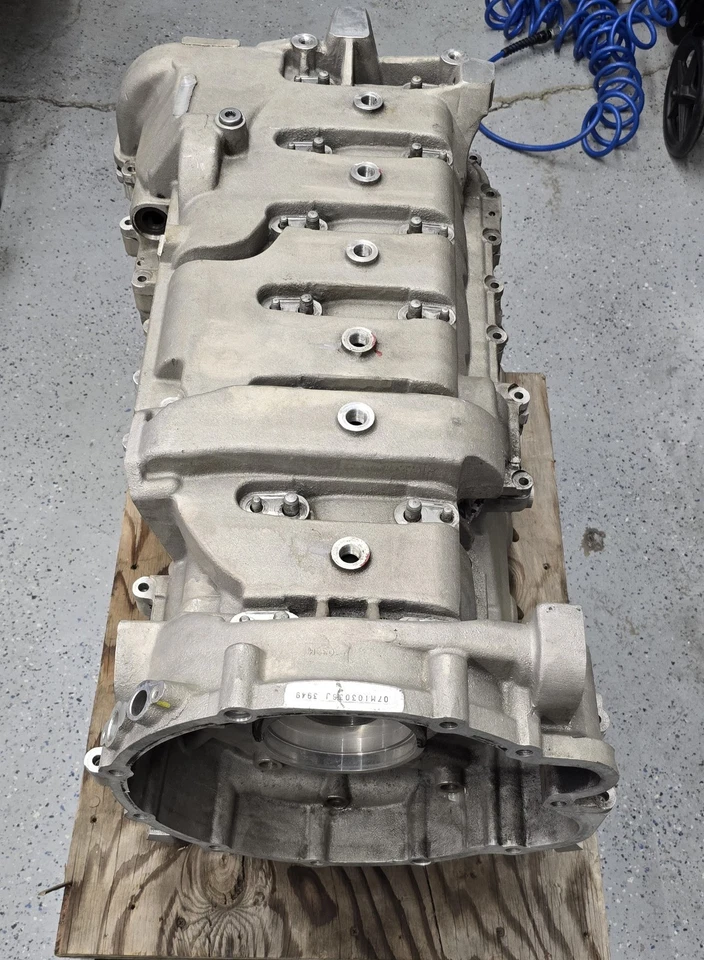 Bloques de motor Lamborghini Aventador (solo piezas dañadas) art v12 piezas exóticas  Foto 2 de 4