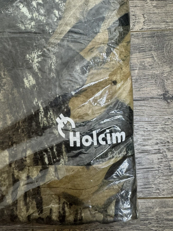 NWT Mossy Oak Camo T Shirt XL Short Sleeve Casual Camouflage Hunting Holcim  - Image 3 of 4