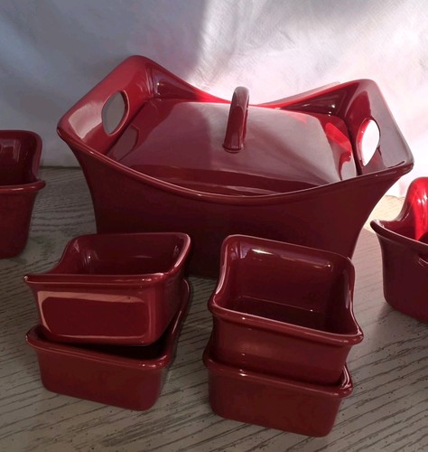 8pc Rachael Ray Red Stoneware: 2.5qt Covered Casserole Dish + 6 3/10oz Ramekins