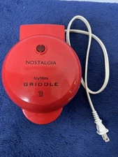 Nostalgia My Mini 5" Non Stick Surface Griddle-Burgers Pancakes Cookies Eggs