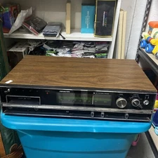 Vtg Soundesign 44698 AM FM Stereo Receiver 8 Track TESTED TO POWER ONLY