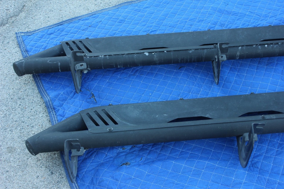 19-24 SILVERADO SIERRA SPORT MOLDED GROOVES RUNNING BOARD ASSEMBLY  