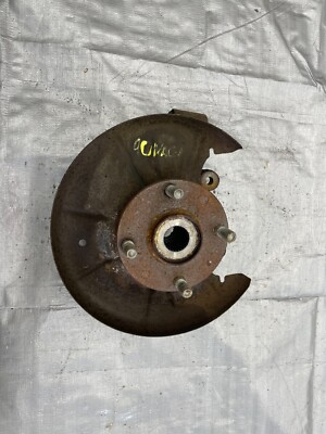 90-93 Mazda Miata / Rear Spindle Knuckle / Passenger Side / NO ABS / 90NAUC