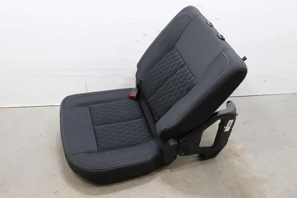 2019 NISSAN TITAN SV REAR LEFT SIDE SEAT CUSHION COVER OEM BLACK_G - Image 4 of 4