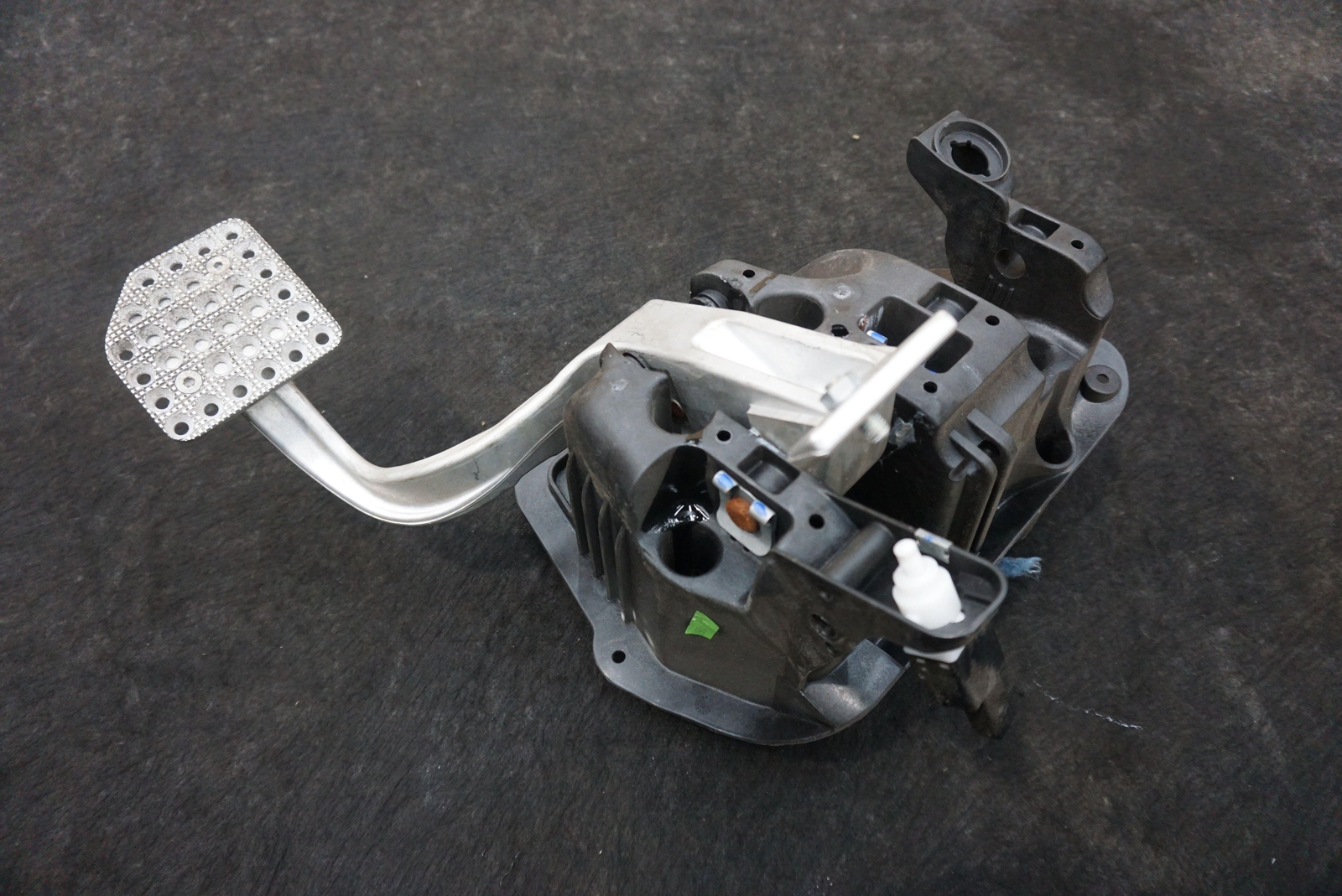 Brake Pedal & Bracket Board Assembly F1 Gearbox 191805 Ferrari California 08-14