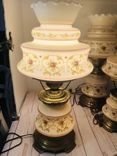 Vintage 1970s Quoizel Abigail Adams 3-Way Floral Hurricane Parlor Lamp 21