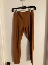Women "Everlane" caramenl color high waist leggings. Size small P.O.