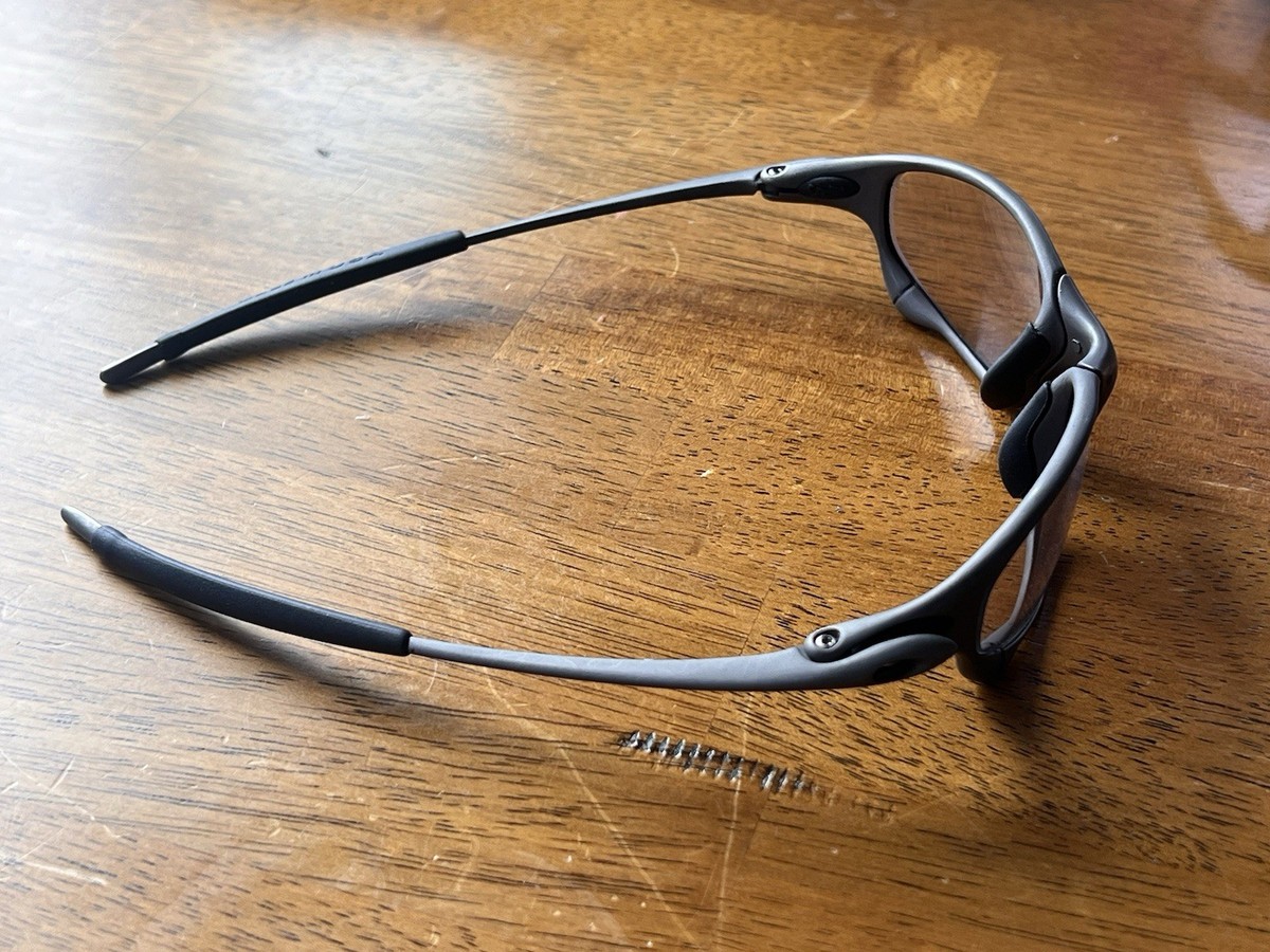 【整備済み】Oakley JULIET X-L ブラックイリジウム OAKLEY x metal Juliet carbon w/black iridium sunglasses Accessory