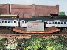 Hornby R6240 Lowmac Wagon #E260864 with An EJB Castings Container Load - Boxed