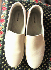 New Price: Birdies Latte Beige Suede Slip-On Loafers Sz 9 Women's