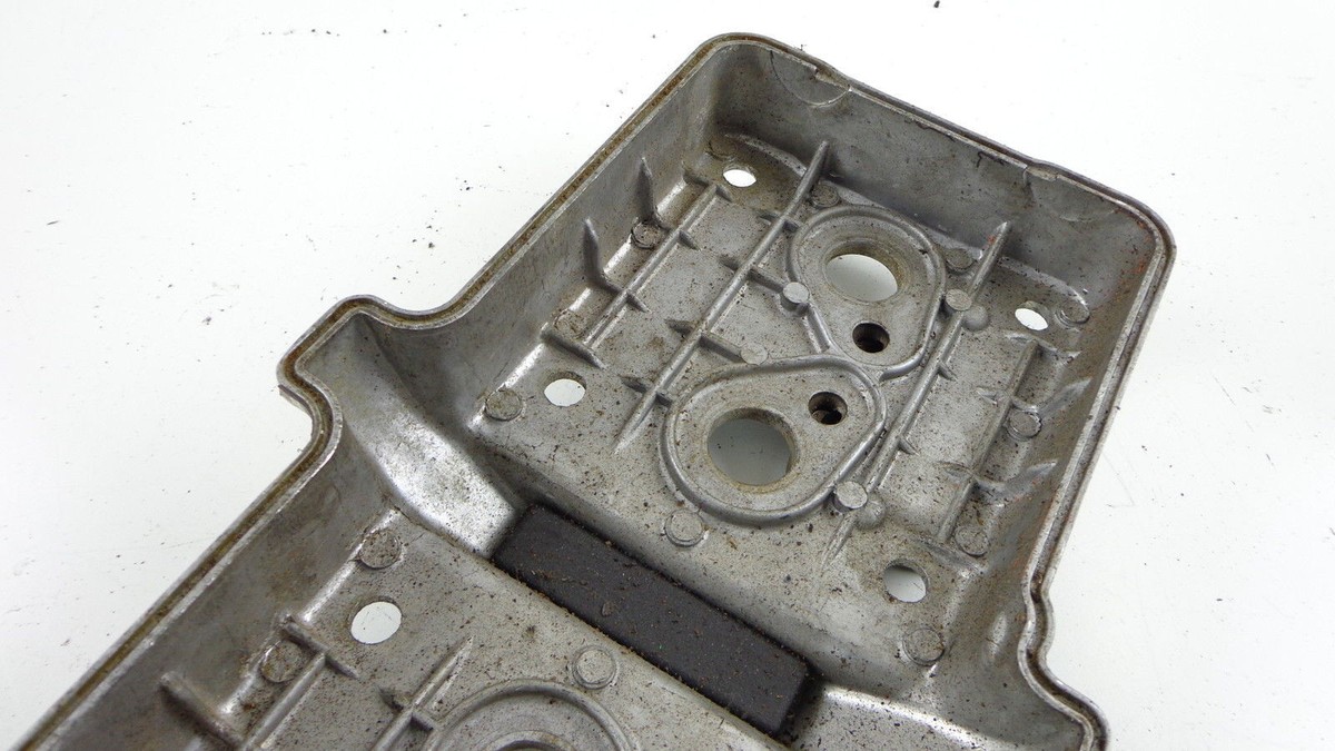 1990-05 Kawasaki ZX600 D/E ZX6 Ninja Cylinder Head Valve Cover