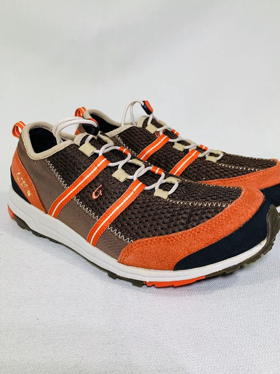 Olukai hiking hotsell shoes