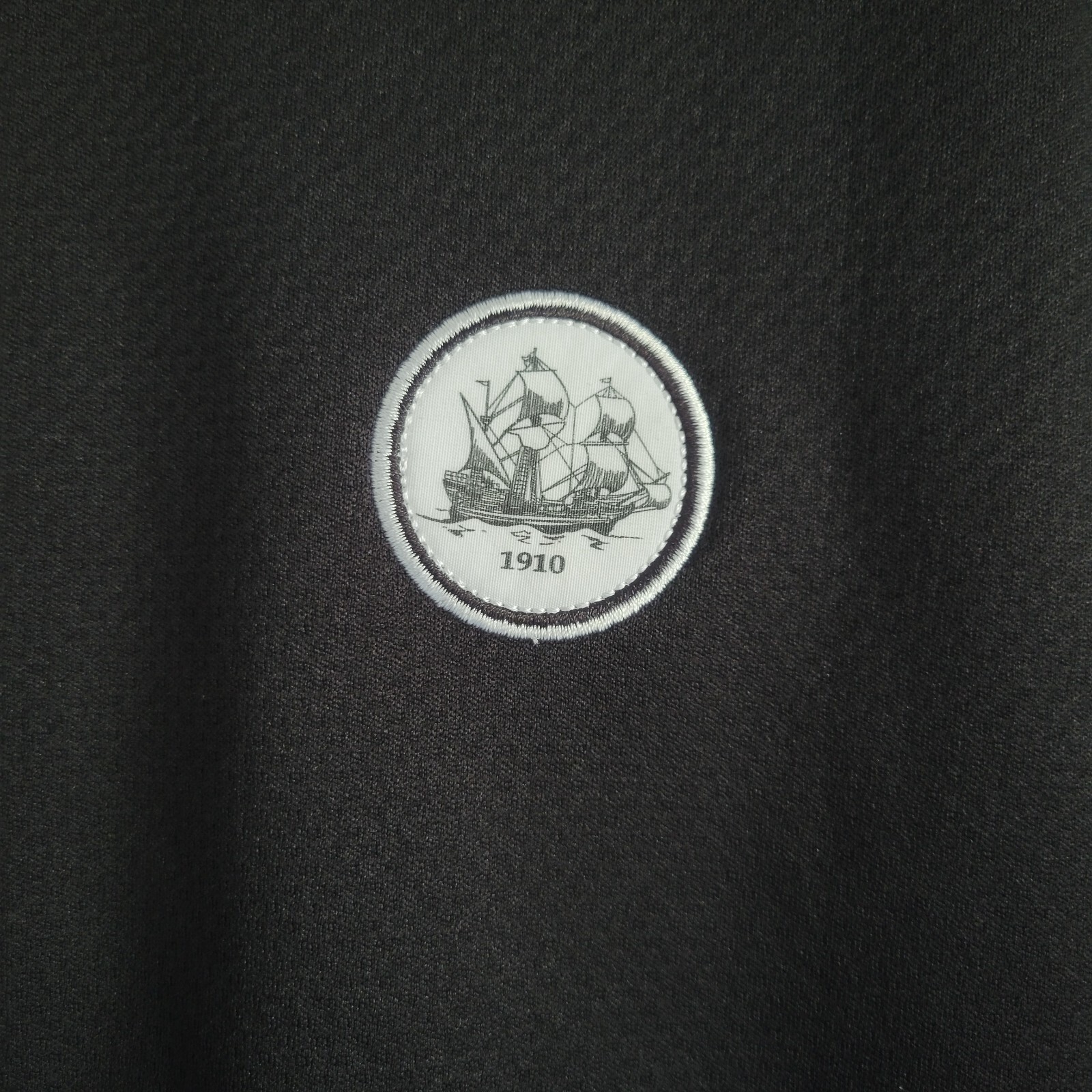 Picture 4 of 8