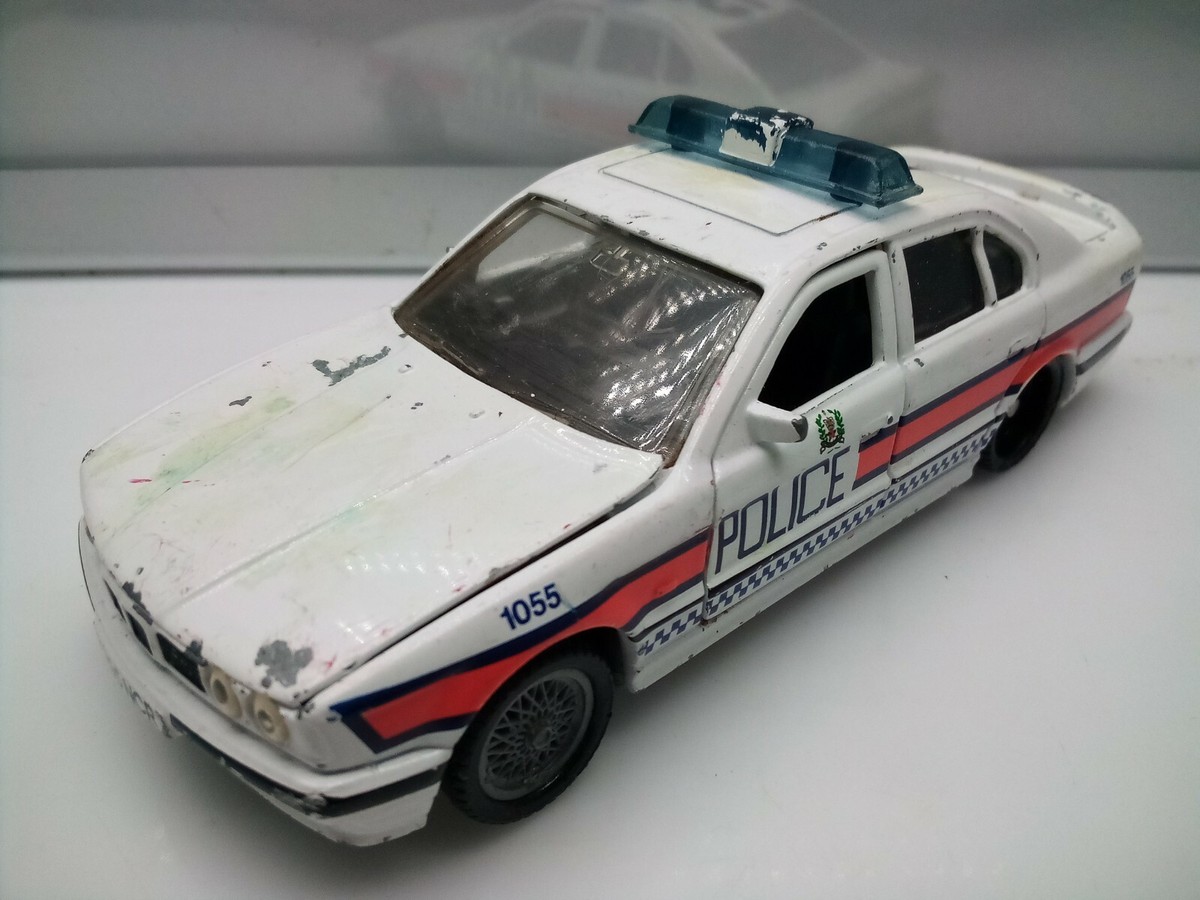 Corgi Toys 1:36 Scale? / BMW 525 E34 Police Car - White - Unboxed