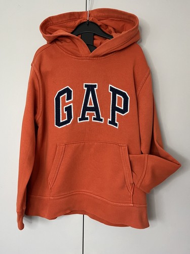 Felpa con cappuccio GAP arancione tasca frontale e dettaglio motivo applique navy età 8 anni - Foto 15 di 24