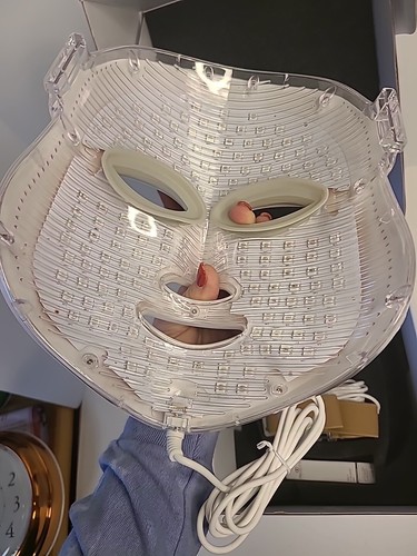 Project E Beauty Skin Rejuvenation Photon Mask 7 Color LED Photon Light Therapy - Picture 4 of 9
