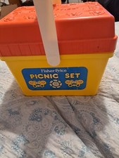 Vintage 1985 Fisher Price Picnic Basket only 2002 no accessories pre-owned