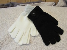 2 Pairs Black andWhite Gloves Girls Children Winter Warm Stretch 90 acrylic