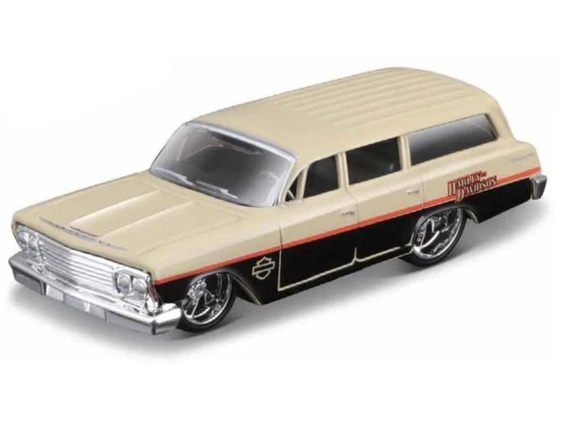CHEVROLET Biscayne Wagon - 1962 - cream / black - MAISTO 1:64 - Immagine 2 di 4